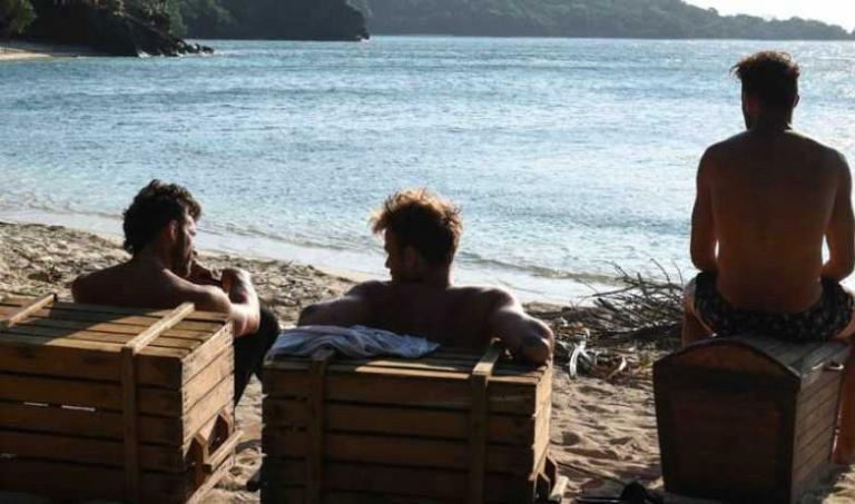 Chi A Abbandonato L Isola Dei Famosi