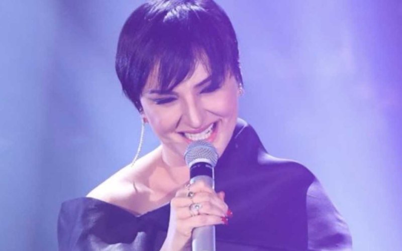 arisa sanremo esibizione errore pubblico fanpage