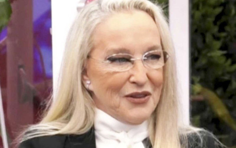 eleonora giorgi lifting operazione gf vip