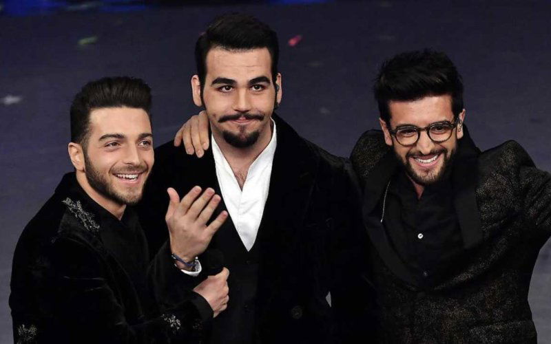il volo offese dei giornalisti