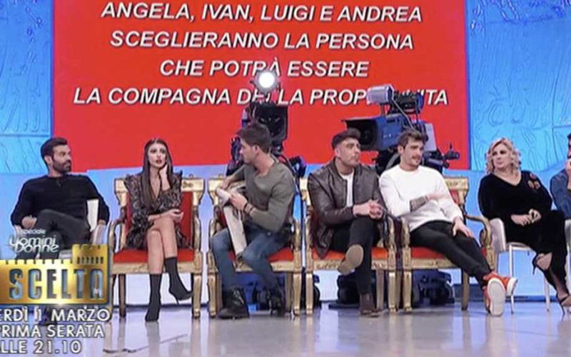 angela nasti tronista corteggiatori uomini e donne