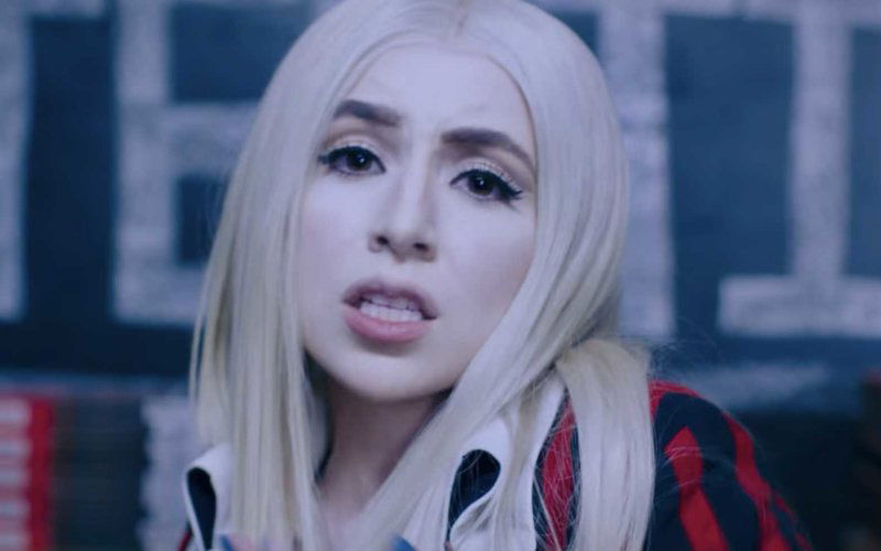 ava max so am i video hit charts