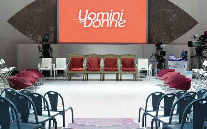 raffaella mennoia uomini e donne autrice