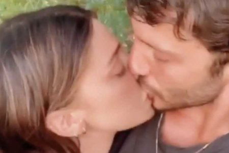 belen stefano de martino bacio