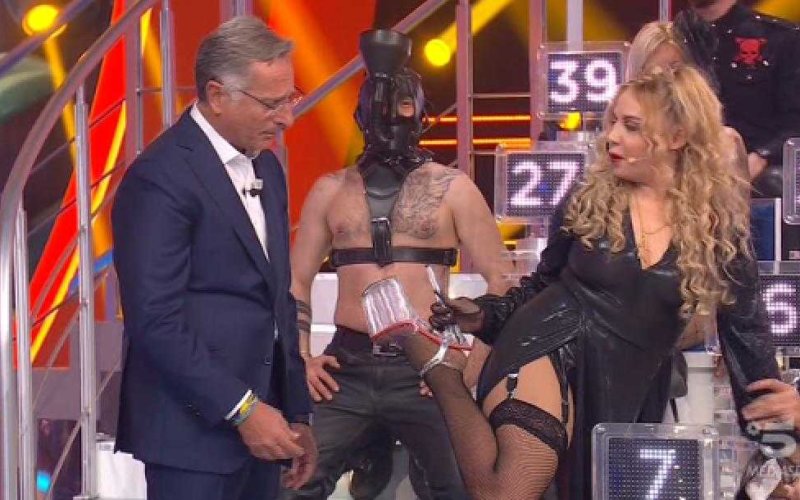 ciao darwin 2019 ascolti tv