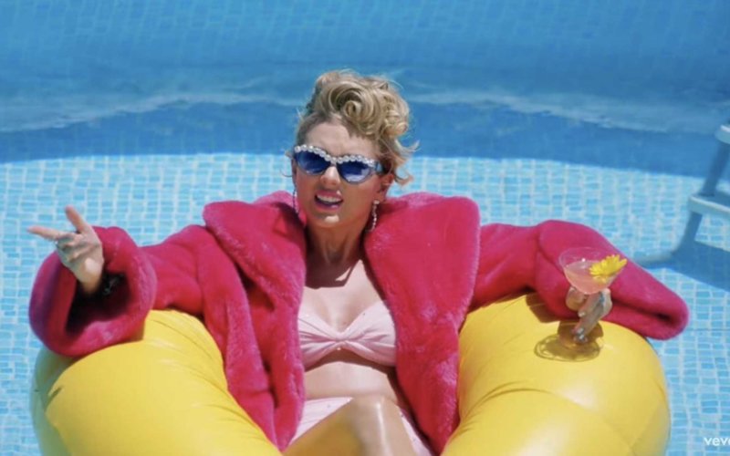 Taylor Swift Video