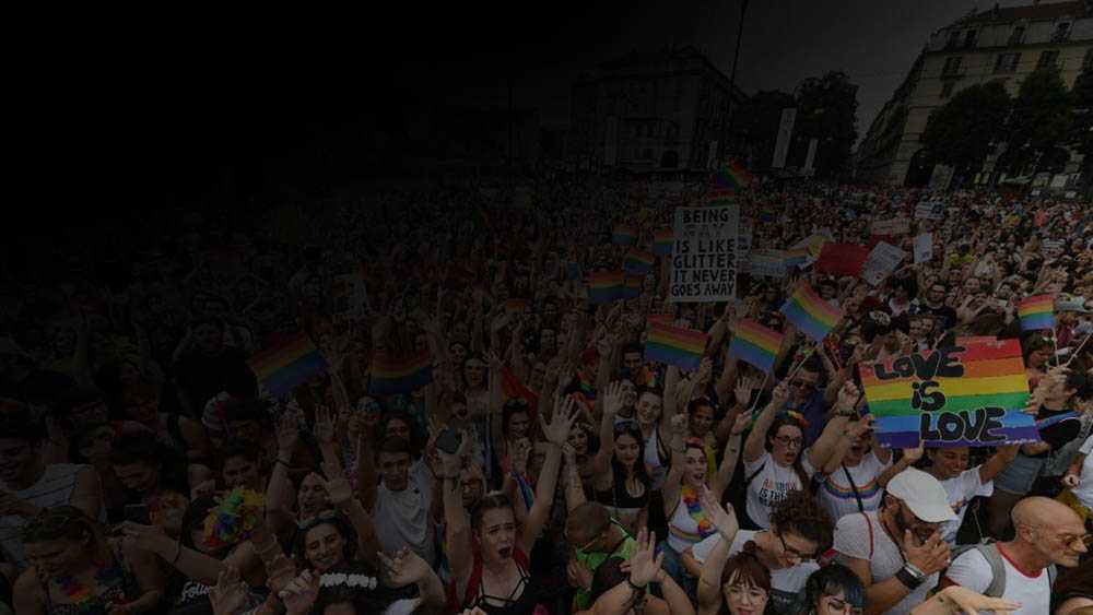 gay pride torino omofobia bar