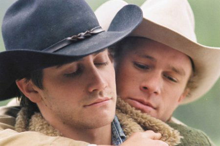 FREELANCE 060130060024.tif Jake Gyllenhaal as Jack Twist and Heath Ledger as Ennis Del Mar (left to right) seen here embracing in a scene from the film BROKEBACK MOUNTAIN. KIMBERLY FRENCH--FOCUS FEATURES