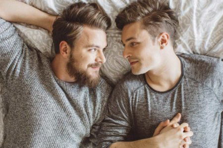 coppie gay omofobia dottoressa malattie europa