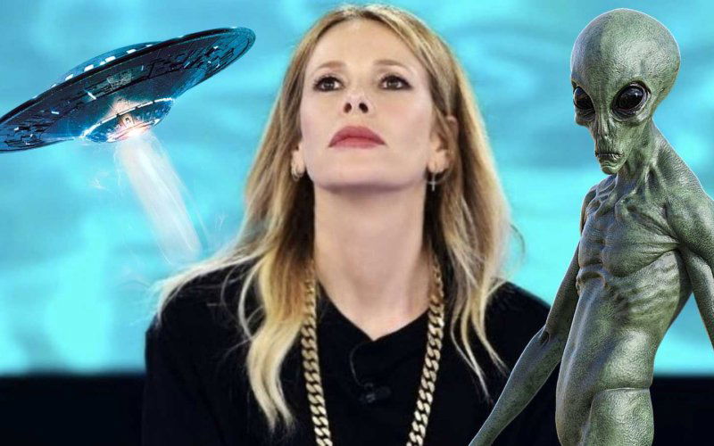 Alessia Marcuzzi Ufo alieni Oggi Alberto Dandolo (Bitchyf)