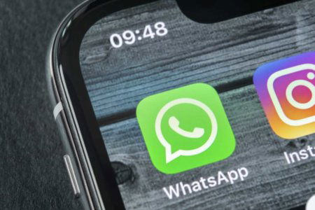Instagram WhatsApp