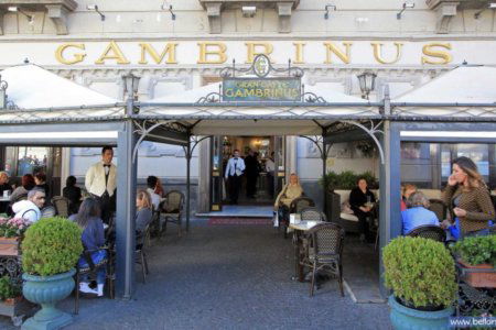Gambrinus Napoli gay omofobia barista ragazzo