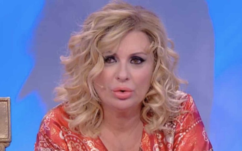Tina Cipollari peso kg altezza