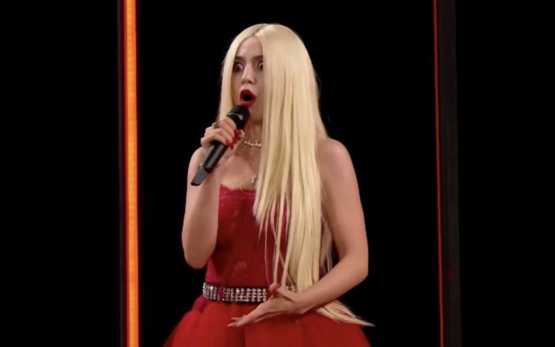 Ava Max MTV EMA 2019