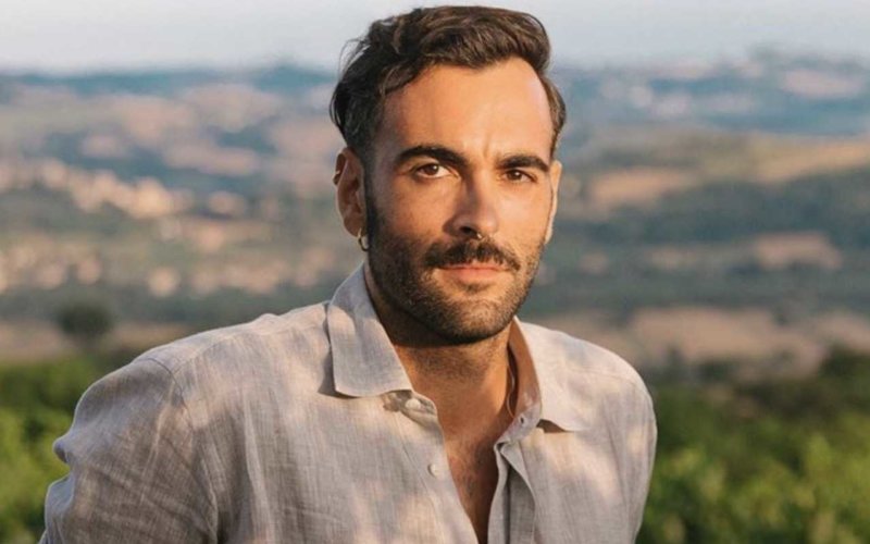 Marco mengoni gay fluido coming out