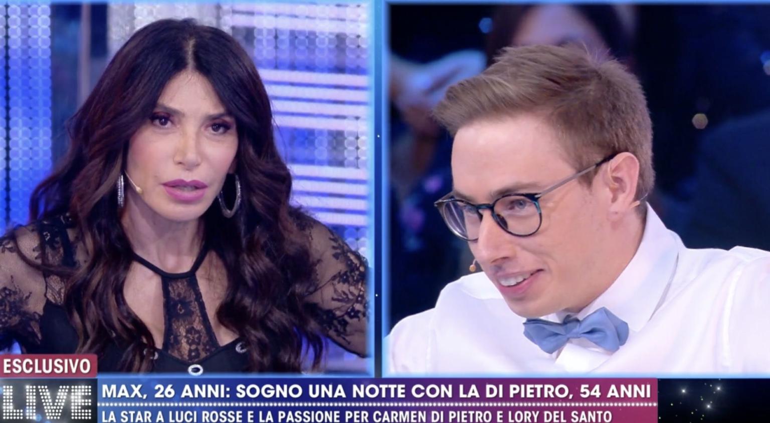 Carmen Di Pietro Accetta La Proposta Indecente Di Max Felicitas Che