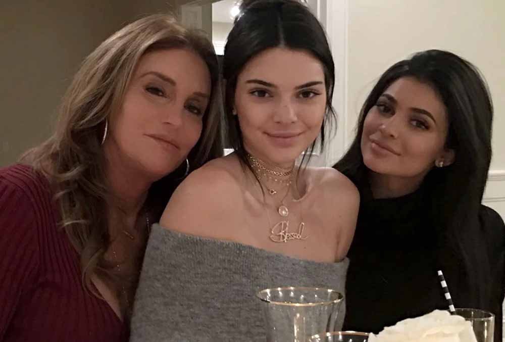 Kendall e Kylie hanno parlato della transizione di loro padre Caitlyn Jenner  | Archivio 