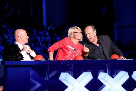 Ascolti Tv, 12 ottobre 2013: Italia’s got talent vince con 6,1 mln; Ballando con le stelle a 4,4 mln preview