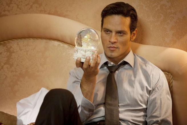 Ascolti Tv, 2 ottobre 2012: L’Onore e il Rispetto 3 chiude a 6,6 mln; Ballarò a 4,2 mln; Raccontami una storia a 3 mln preview