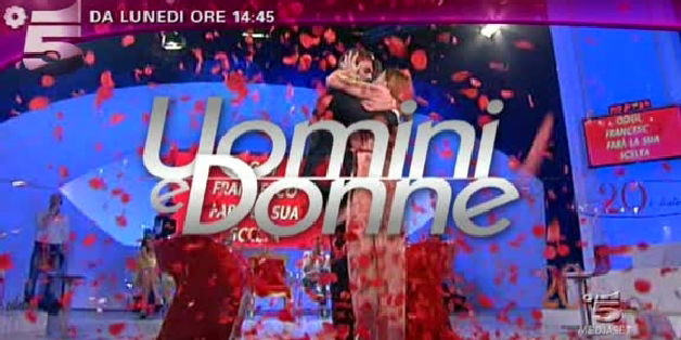 Canale 5: ecco quando ripartiranno Uomini e Donne, Amici, Verissimo, Pomeriggio Cinque preview
