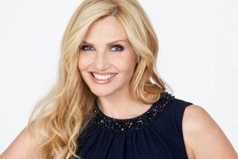 Lorella Cuccarini da questo pomeriggio con Domenica In – Così è la vita: tornano in scena le storie vere preview