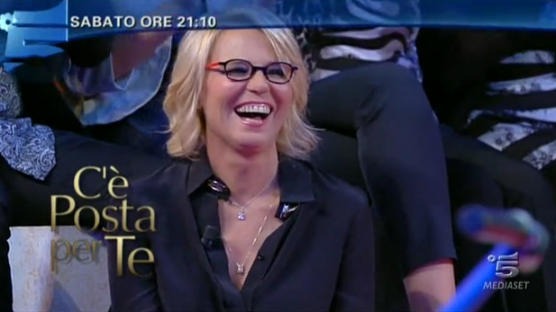 Ascolti Tv, 27 ottobre 2012: C’è Posta per Te vince con 5 mln contro 4,6 mln di Ti Lascio una Canzone preview