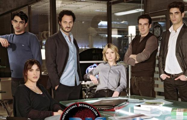 Ascolti Tv, 3 ottobre 2012: Ris Roma 3 a 4,3 mln; Sposami a 4,2 mln; Chi l’ha visto? a 3,3 mln preview