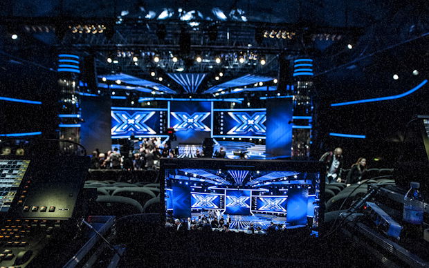 X Factor 6, tutte le novità da stasera su Sky Uno HD: il ripescaggio, Web e Xtra Factor, le voci di Diego e La Pina, il daytime preview