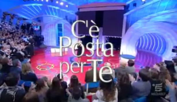 Ascolti Tv, 10 novembre 2012: C’è Posta per Te chiude in bellezza con 5,3 mln contro Ti Lascio una Canzone fermo a 4,5 mln preview