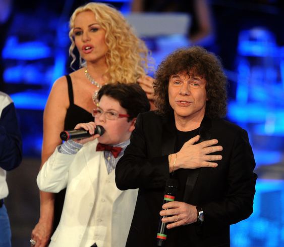 Ti Lascio una Canzone, stasera la finale. Al termine, lo speciale sul dietro le quinte del varietà di Antonella Clerici article-post