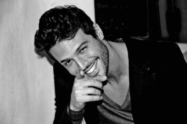 Uomini e Donne, chi è il nuovo tronista Alessandro Pess: la scheda ufficiale – FOTO preview