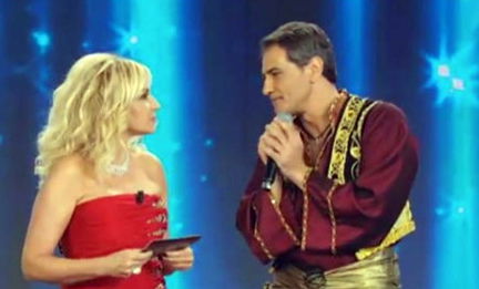 Lorenzo Crespi VS Antonella Clerici: “Se sei così buona perché non hai difeso una persona a te cara insultata sul Web?” article-post