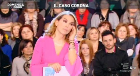 Domenica Live, Barbara D’Urso scatenata contro l’amico di Fabrizio Corona in difesa del figlio preview