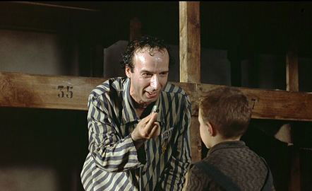 Ascolti Tv, 27 gennaio 2013: La vita è bella vince con 7,2 mln; Le Iene Show a 3 mln; Centovetrine a 2,7 mln preview