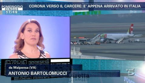 Pomeriggio Cinque: Barbara D’Urso segue in diretta l’arrivo di Fabrizio Corona in Italia – FOTO preview