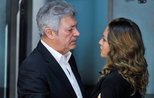 Centovetrine, da aprile si girerà la 14esima stagione: la soap di Canale 5 va avanti tra new entry e l’uscita di scena di Brando Giorgi preview