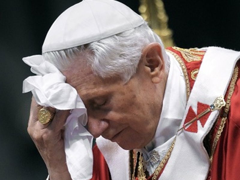 Il Papa si dimette: gli appuntamenti con gli speciali in tv article-post