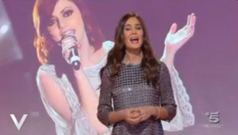 A Verissimo, ospite Annalisa: “Maria De Filippi mi è stata molto vicina” – FOTO preview