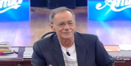 Amici 12, arriva il prof Roberto Vecchioni con un progetto speciale dedicato alla canzone italiana: “Grato a Maria De Filippi” preview