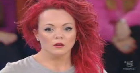 Amici 12, puntata del sabato in diretta: Costanzo vince la sfida; Nicole eliminata; Ylenia continua la corsa al serale article-post