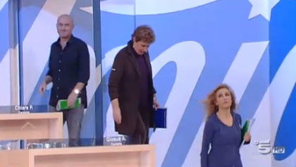 Amici 12, speciale del sabato in diretta: nuove verifiche ed esibizioni corali article-post