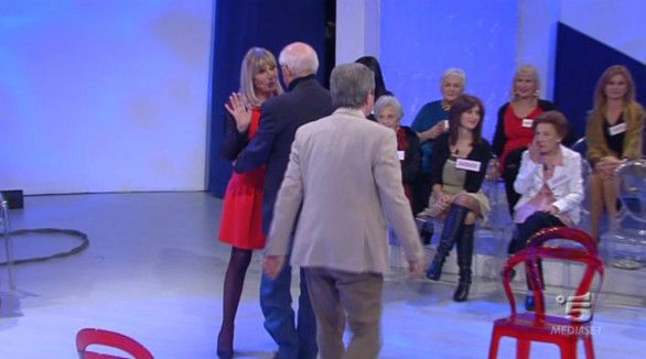 Uomini e Donne, anticipazioni trono Over: Gemma e Amleto si frequentano e Mary piange. Trappola a Luigi da parte di Tina, Tiziana vince Miss Uomini e Donne preview