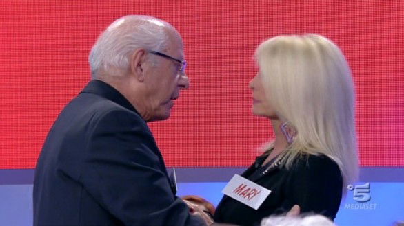 Uomini e Donne anticipazioni: Antonio attratto da Maria, Rossella è felice mentre Domenico e Amleto non si rassegnano article-post