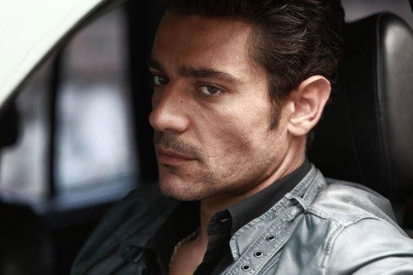 Giuseppe Zeno a Pomeriggio Cinque su Il clan dei camorristi : “E’ un grande messaggio che fa venire fuori la Napoli bella” preview