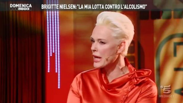 Domenica Live, Brigitte Nielsen shock: “Ero un’alcolizzata, ho tentato il suicidio” preview