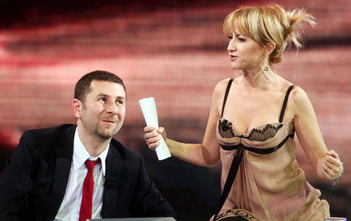 Che tempo che fa, puntata di domenica 3 marzo: Pier Luigi Bersani, Pupi Avati, Malika Ayane e Marco Alemanno ospiti preview