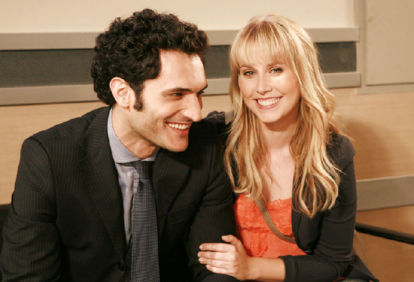 Un Medico in Famiglia 8, anticipazioni puntata 31 marzo 2013: Roberto bacia Maria e Marco le regala l’anello preview