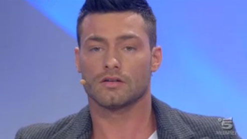 Uomini e Donne, puntata di oggi 7 marzo: Francesca litiga con Tina; Eleonora torna in studio per Eugenio – FOTO preview