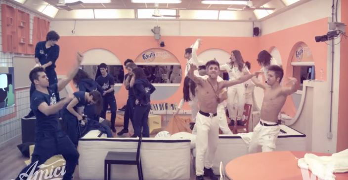 Amici 12: è Harlem Shake mania anche nella scuola – VIDEO preview