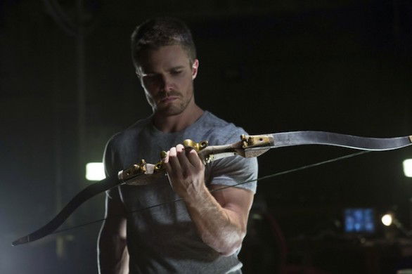 Arrow, la serie tv che impazza anche sul web: tutti pazzi per Stephen Amell preview